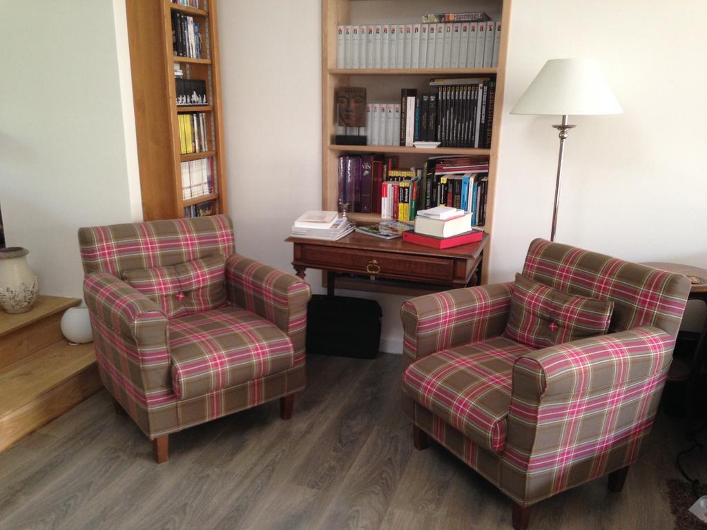 Les Chambres Lauryvan Saint-Junien Rom bilde