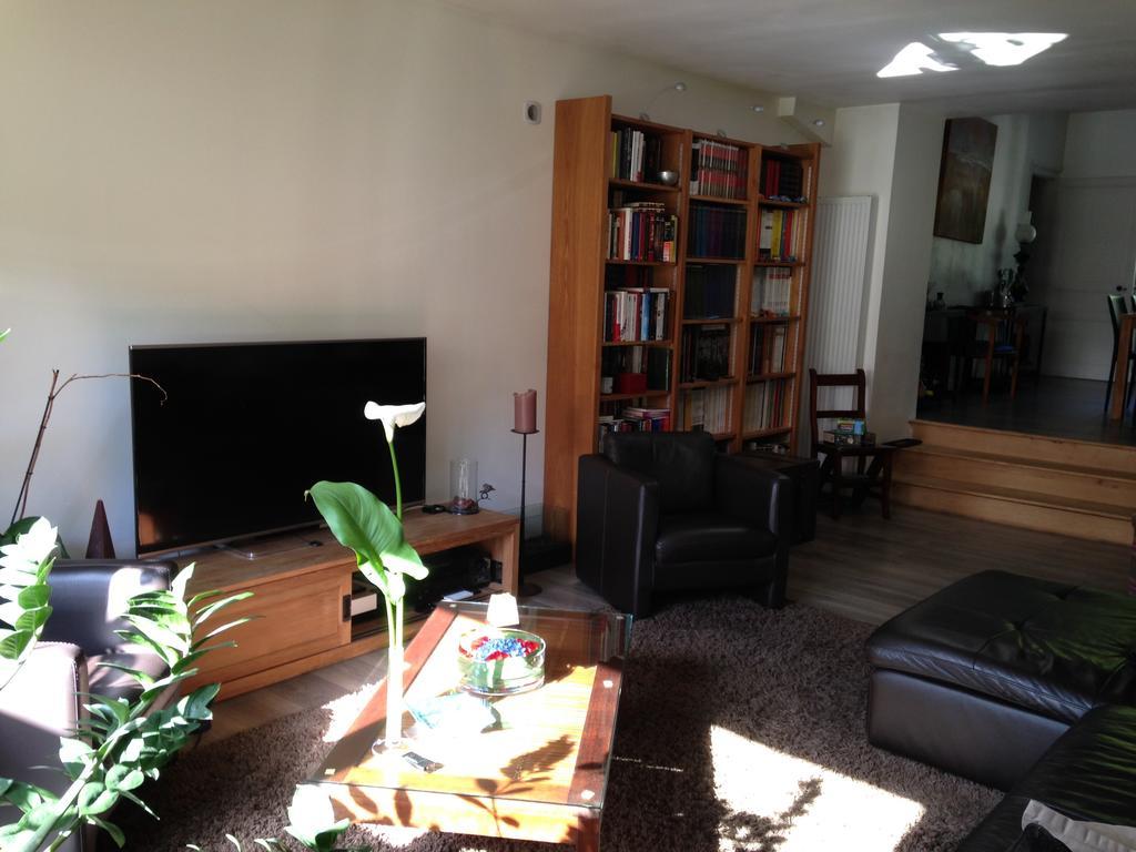Les Chambres Lauryvan Saint-Junien Rom bilde